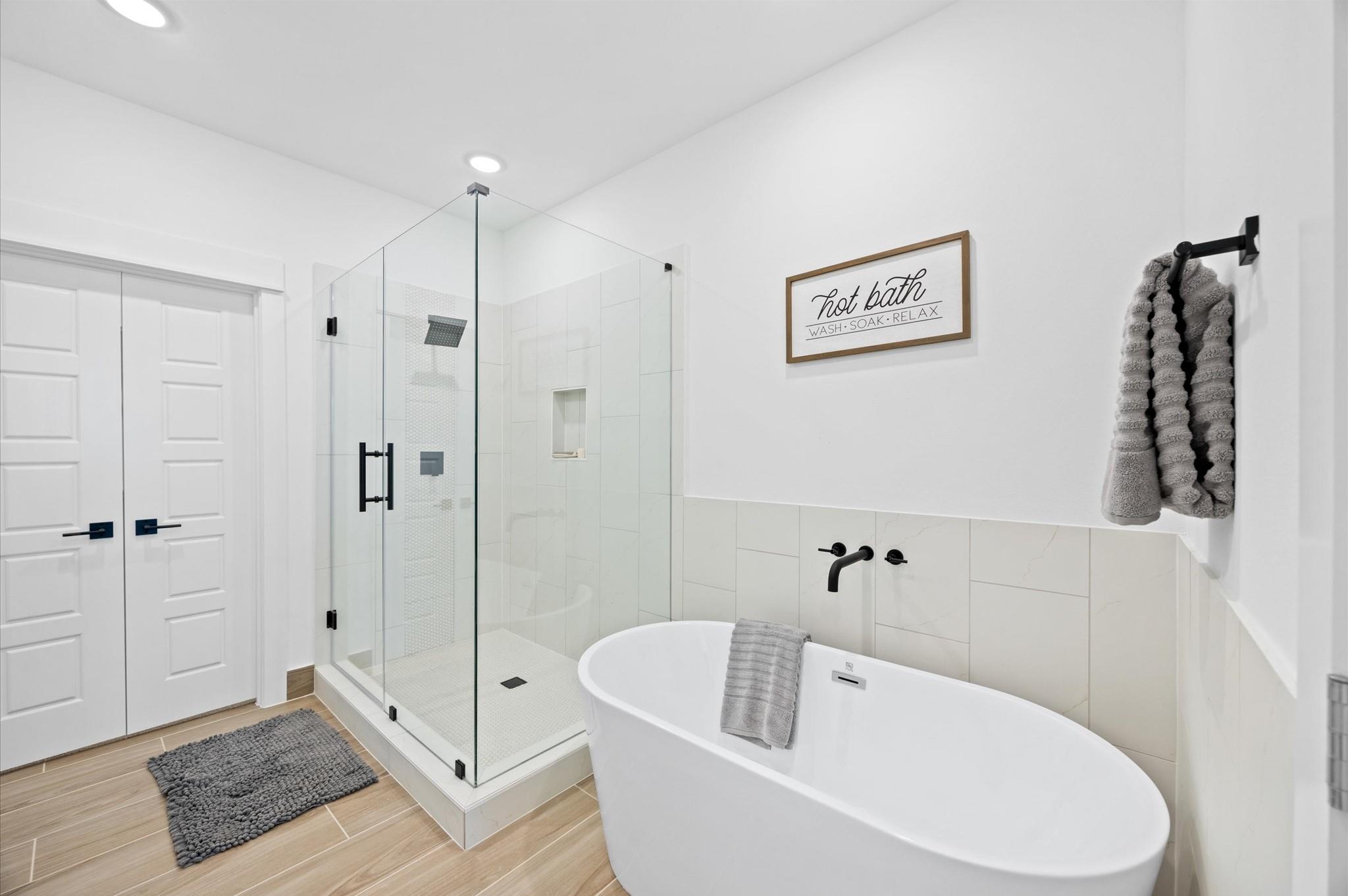 5803 Highland Sky Lane