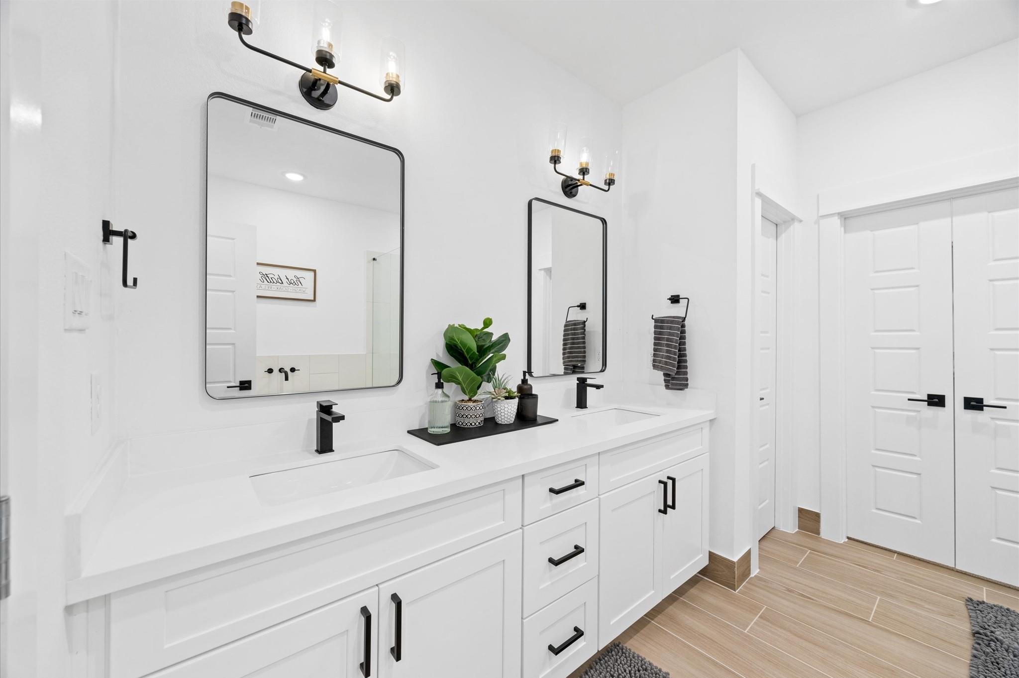 5803 Highland Sky Lane