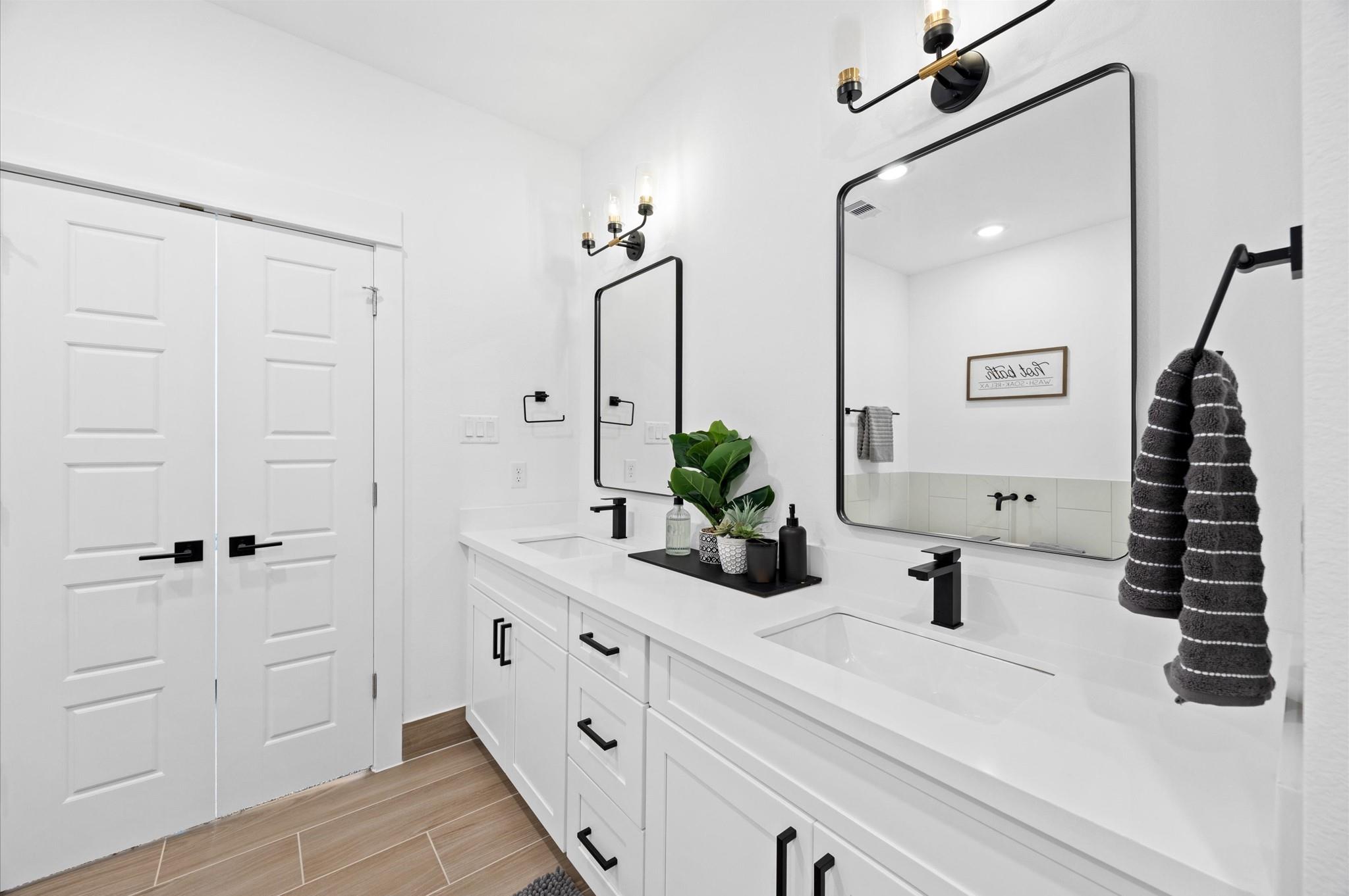 5803 Highland Sky Lane