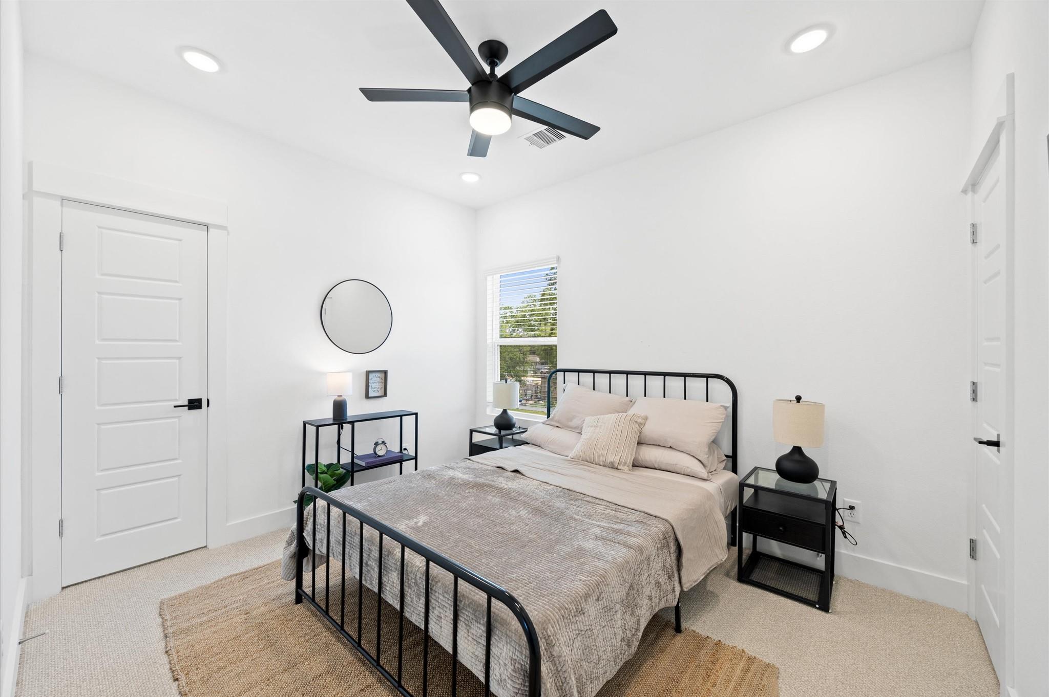 5803 Highland Sky Lane