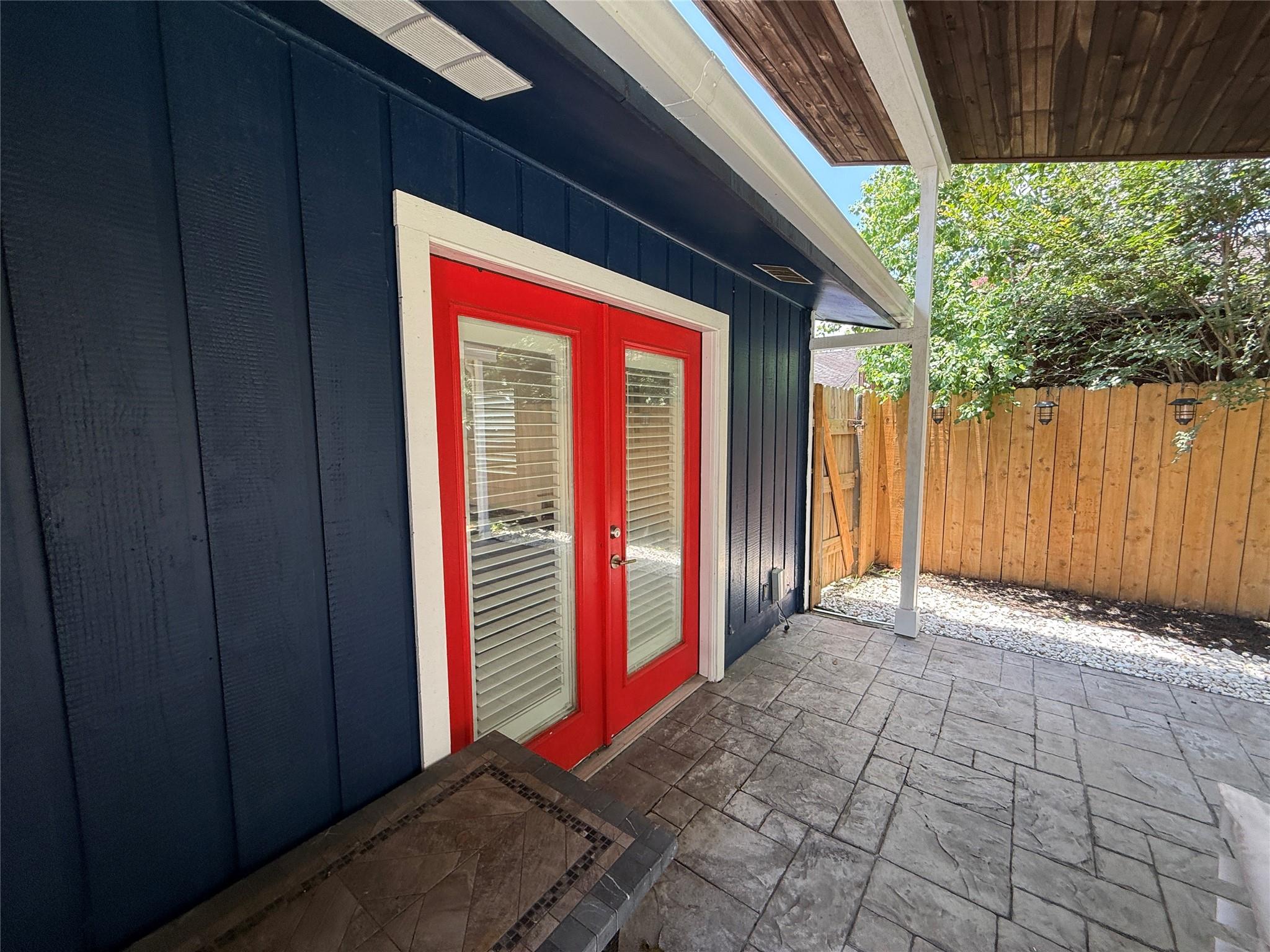 11306 Oak Spring Drive