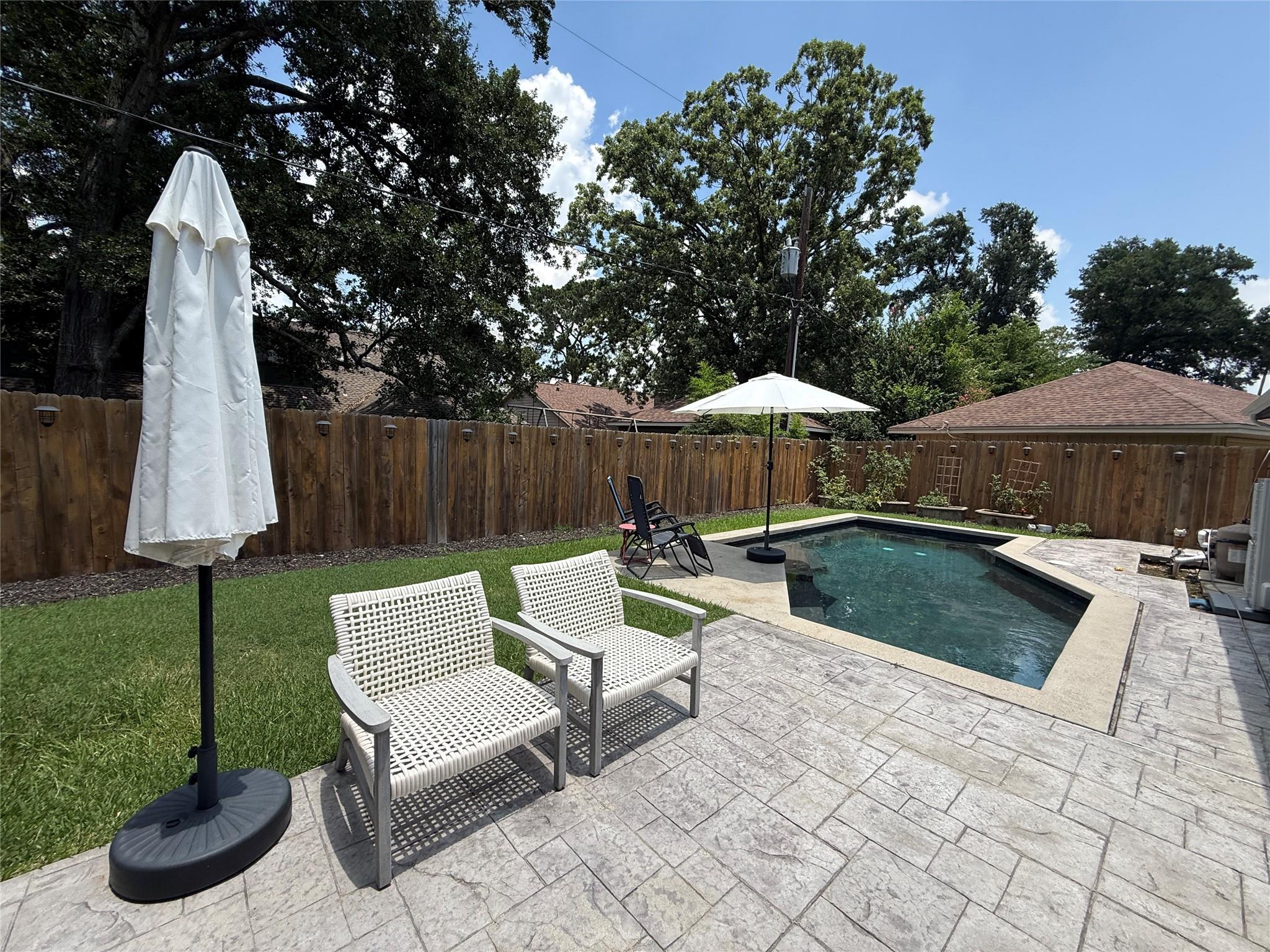 11306 Oak Spring Drive
