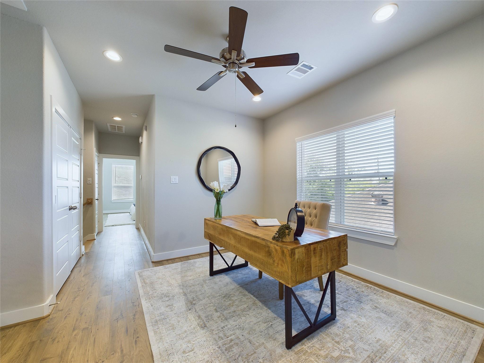 5022 Broom Street, Houston