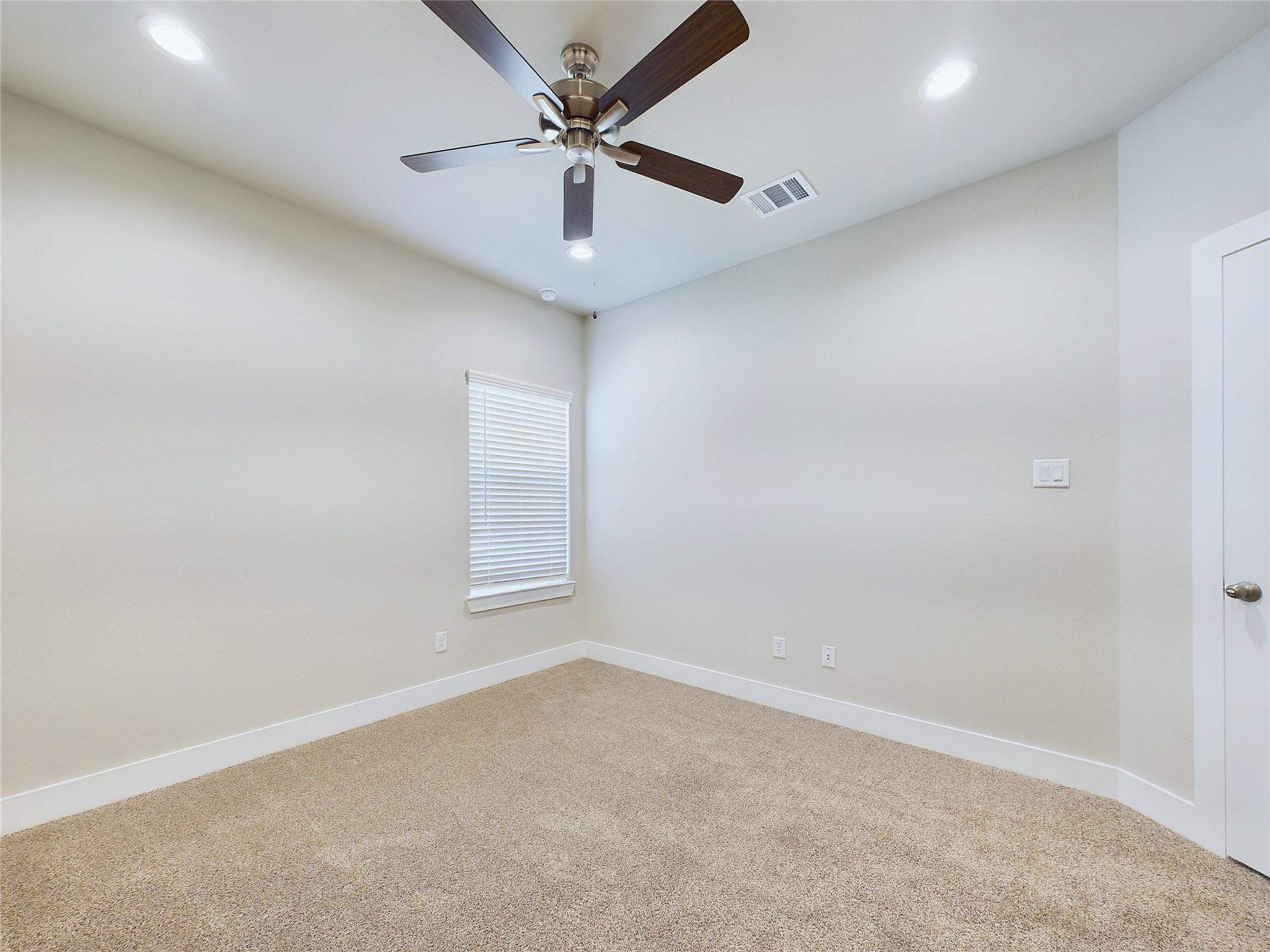 5022 Broom Street, Houston