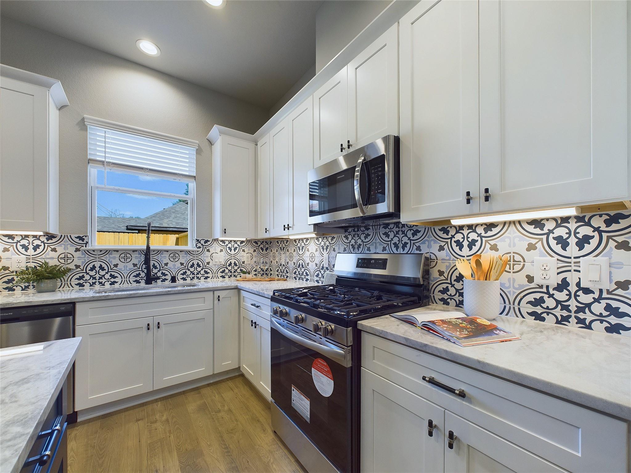 5022 Broom Street, Houston