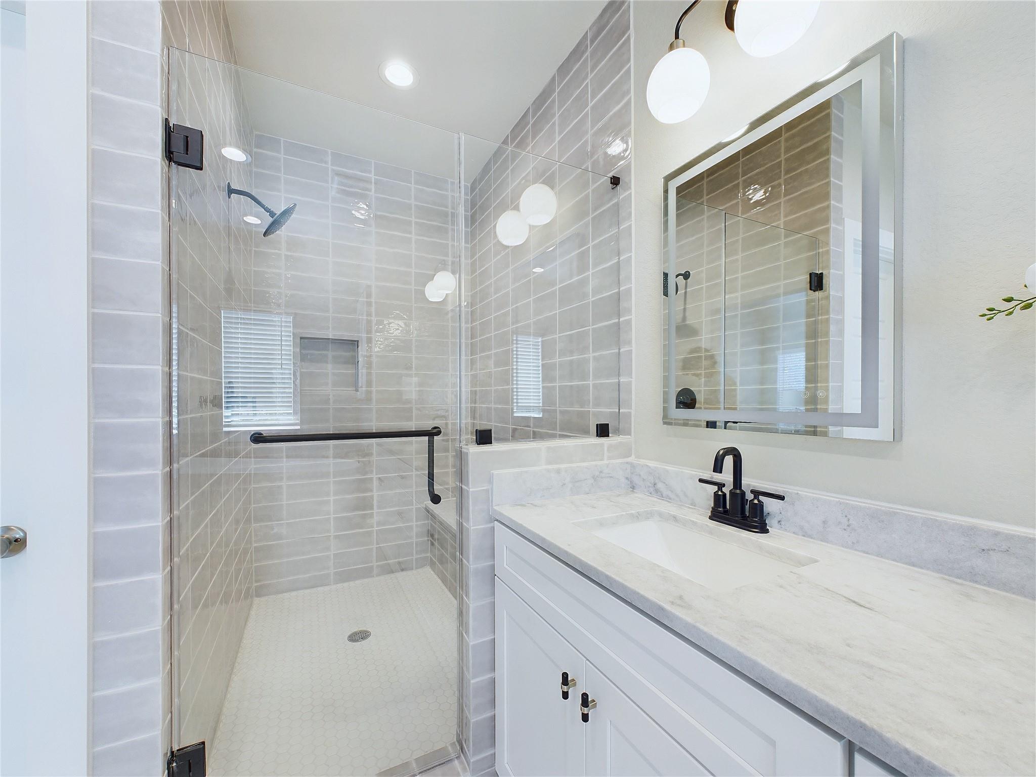 5022 Broom Street, Houston