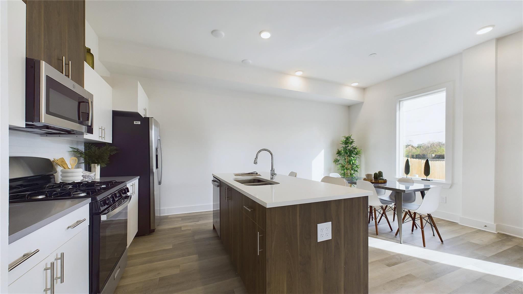 9628 Habitat Street