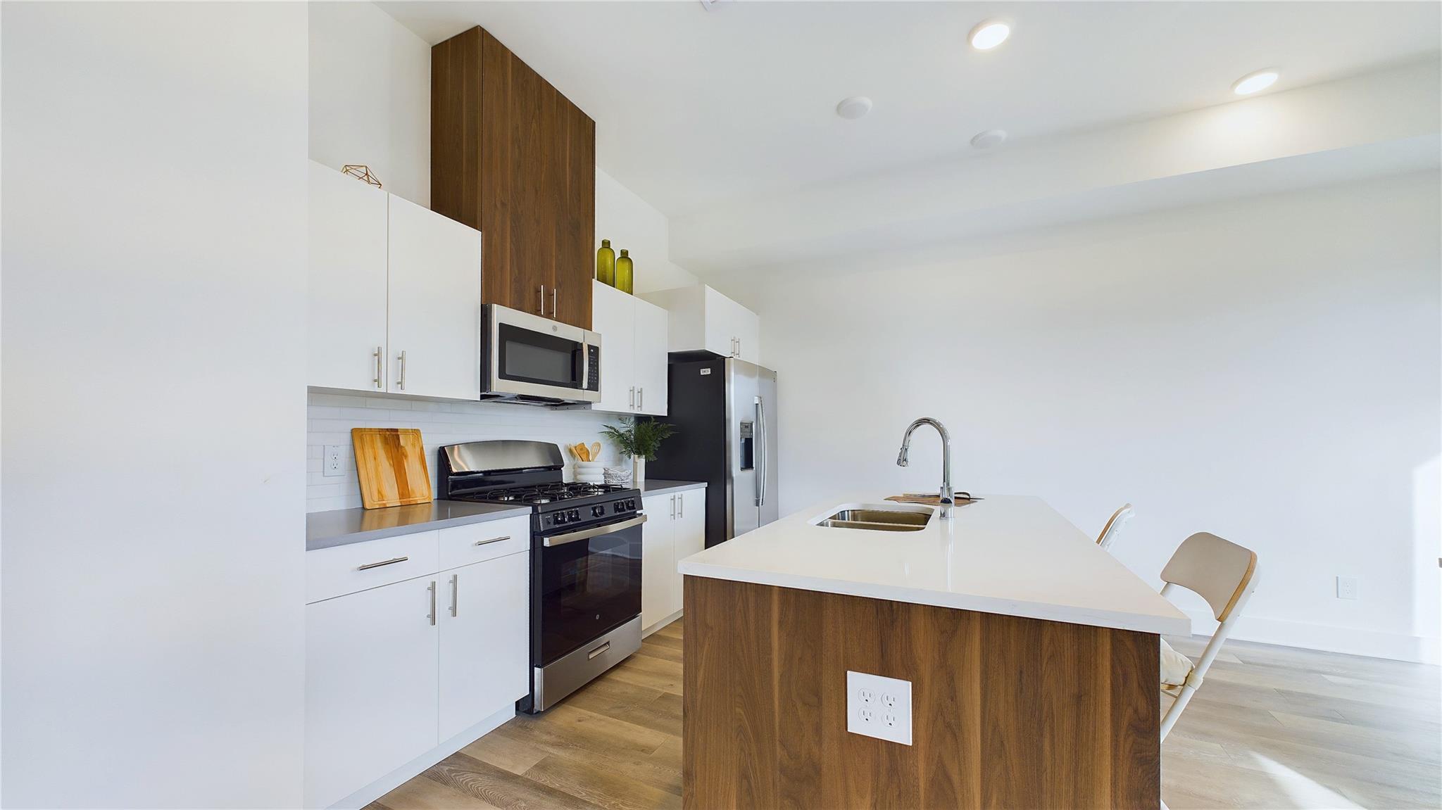 9628 Habitat Street