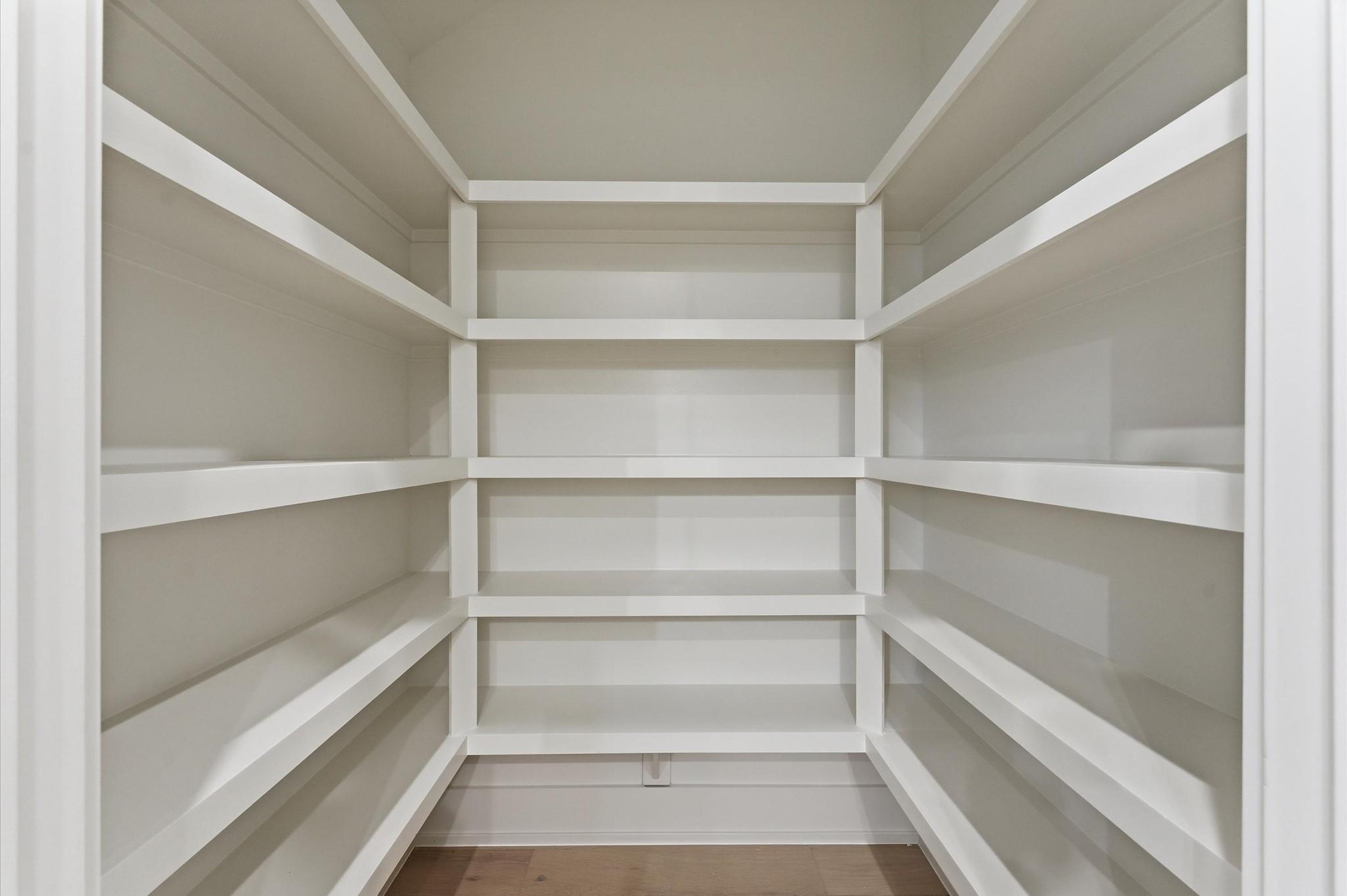 815A Lawrence Street