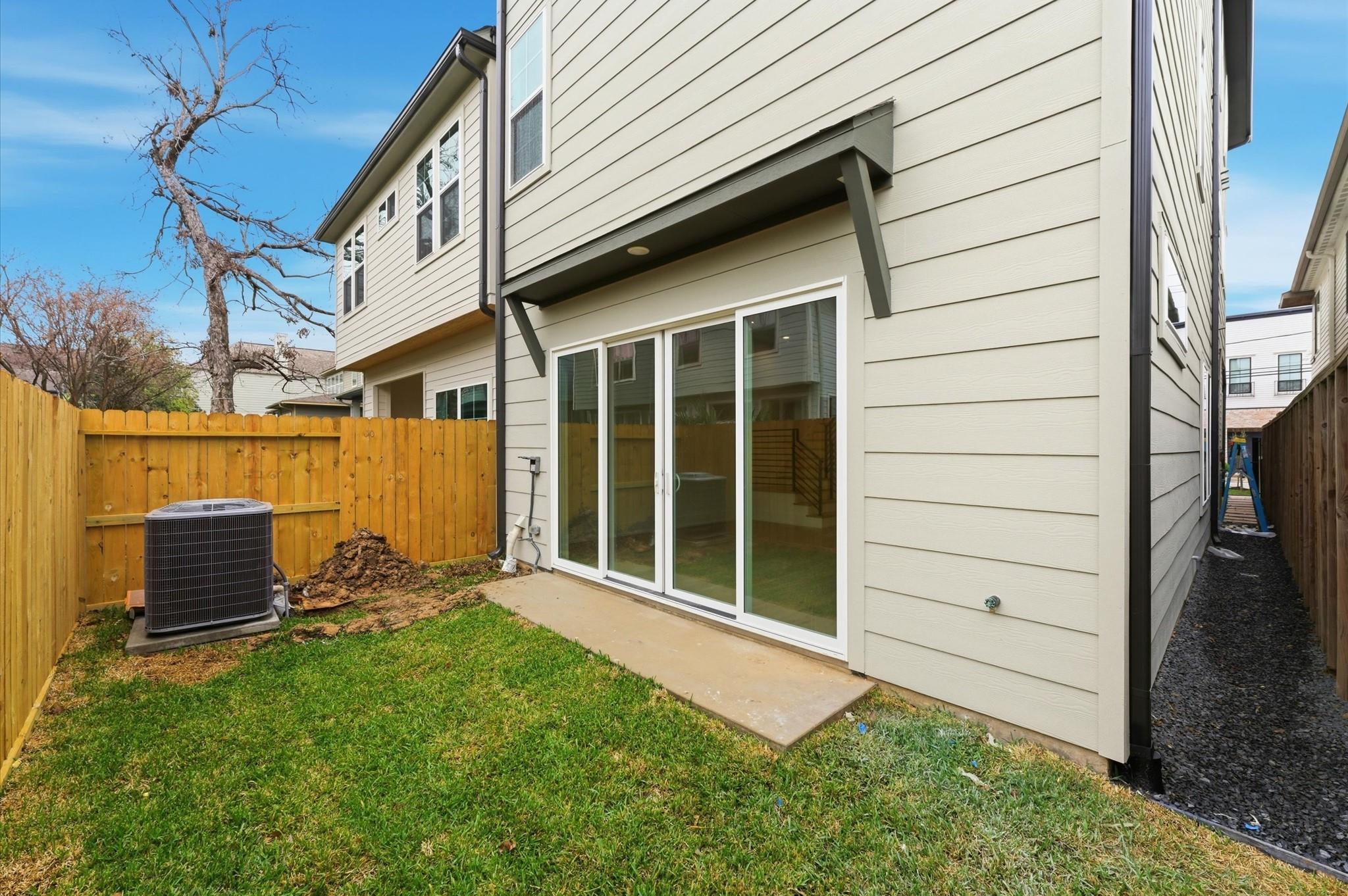 815A Lawrence Street