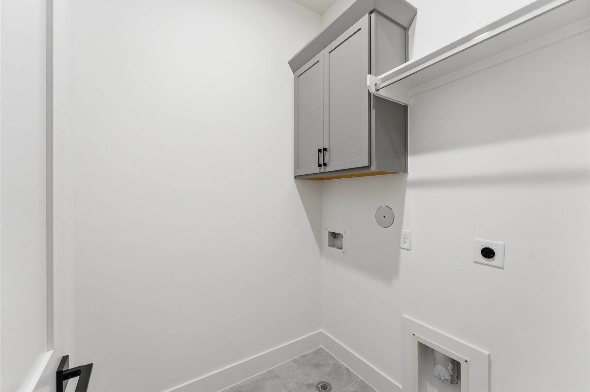 815A Lawrence Street