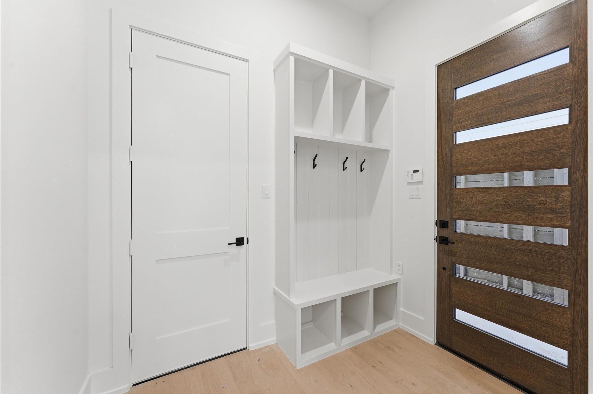 815A Lawrence Street