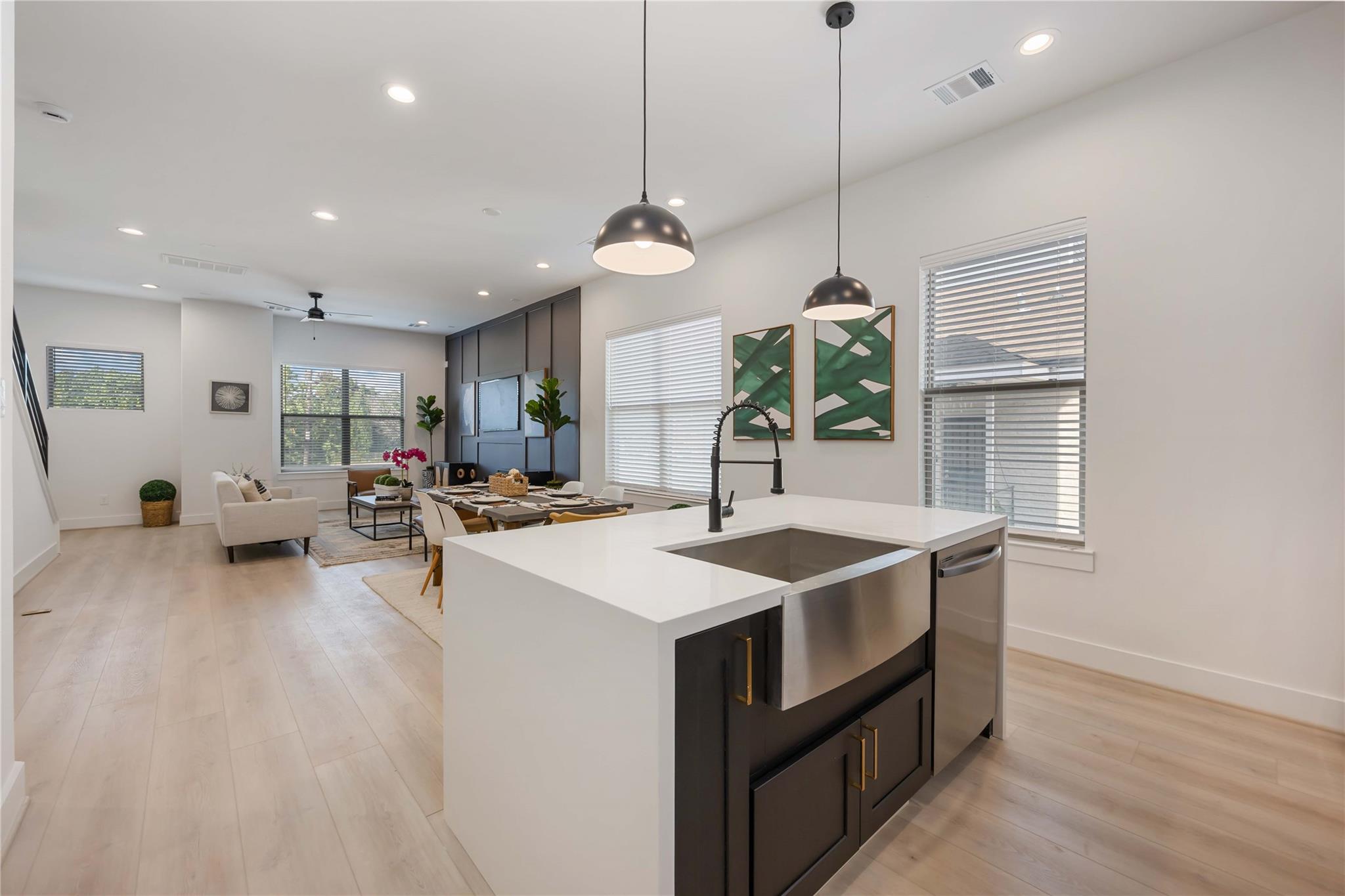 2530 Live Oak Street