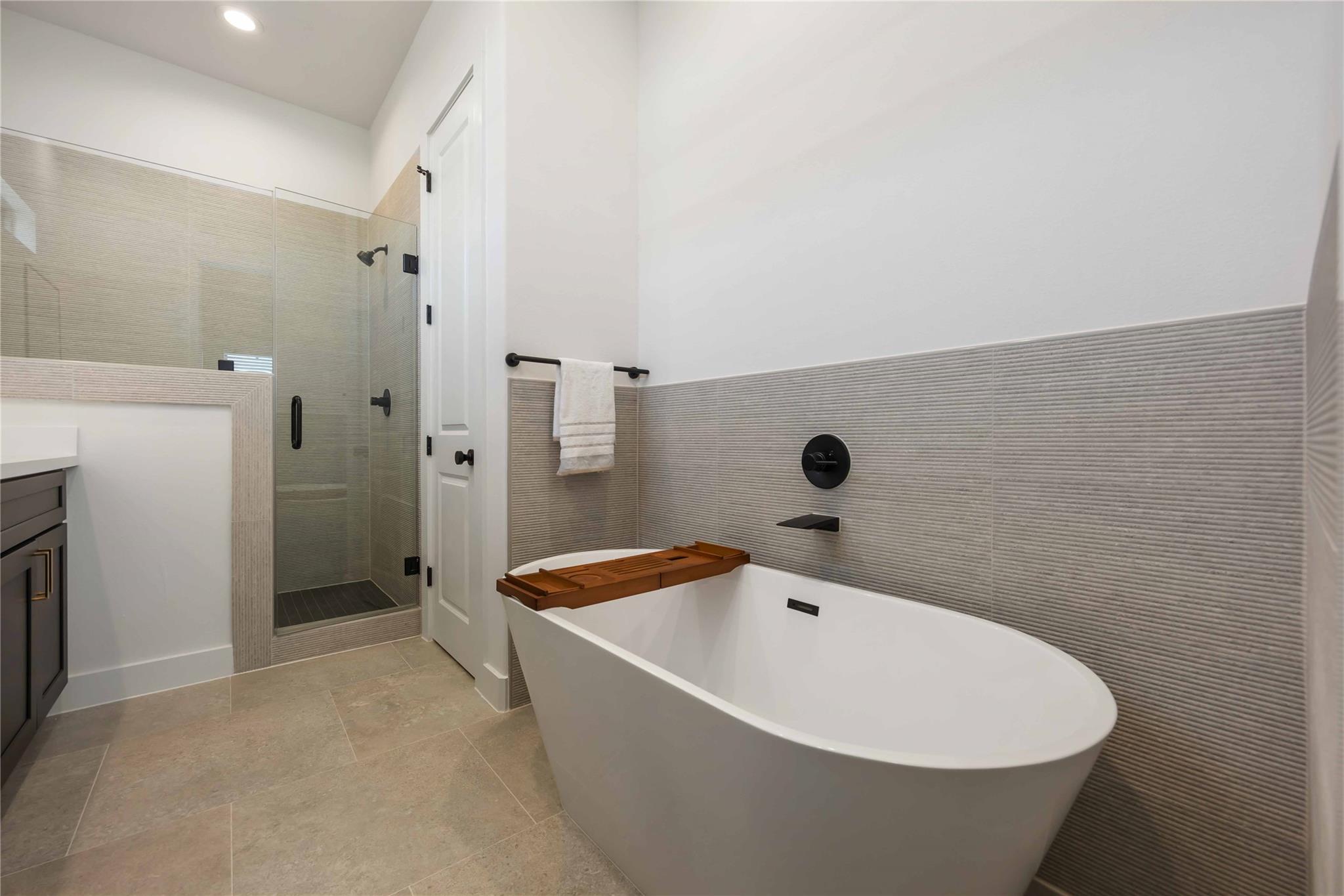 2530 Live Oak Street