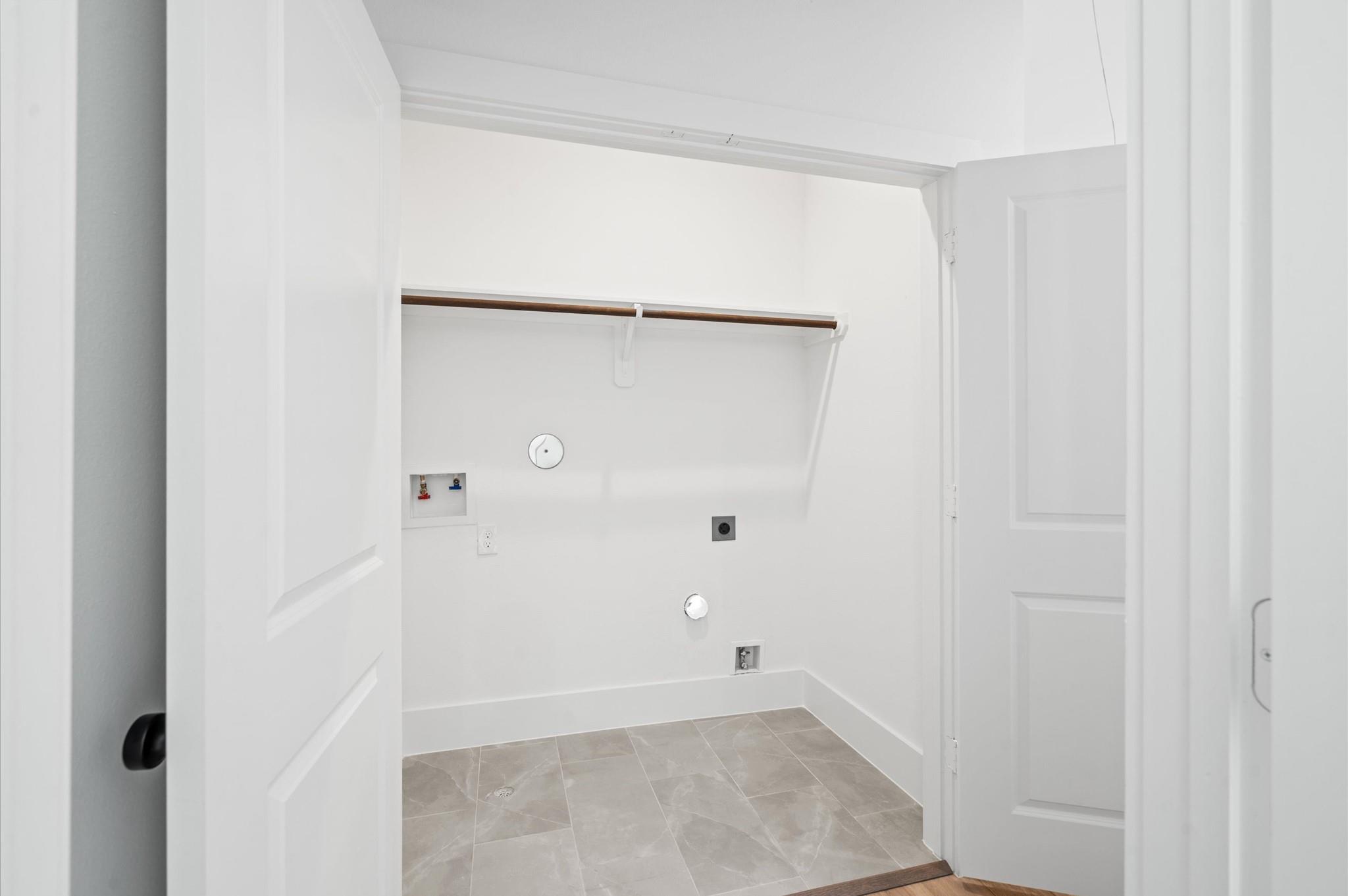 5209 Green Pine Tree Drive