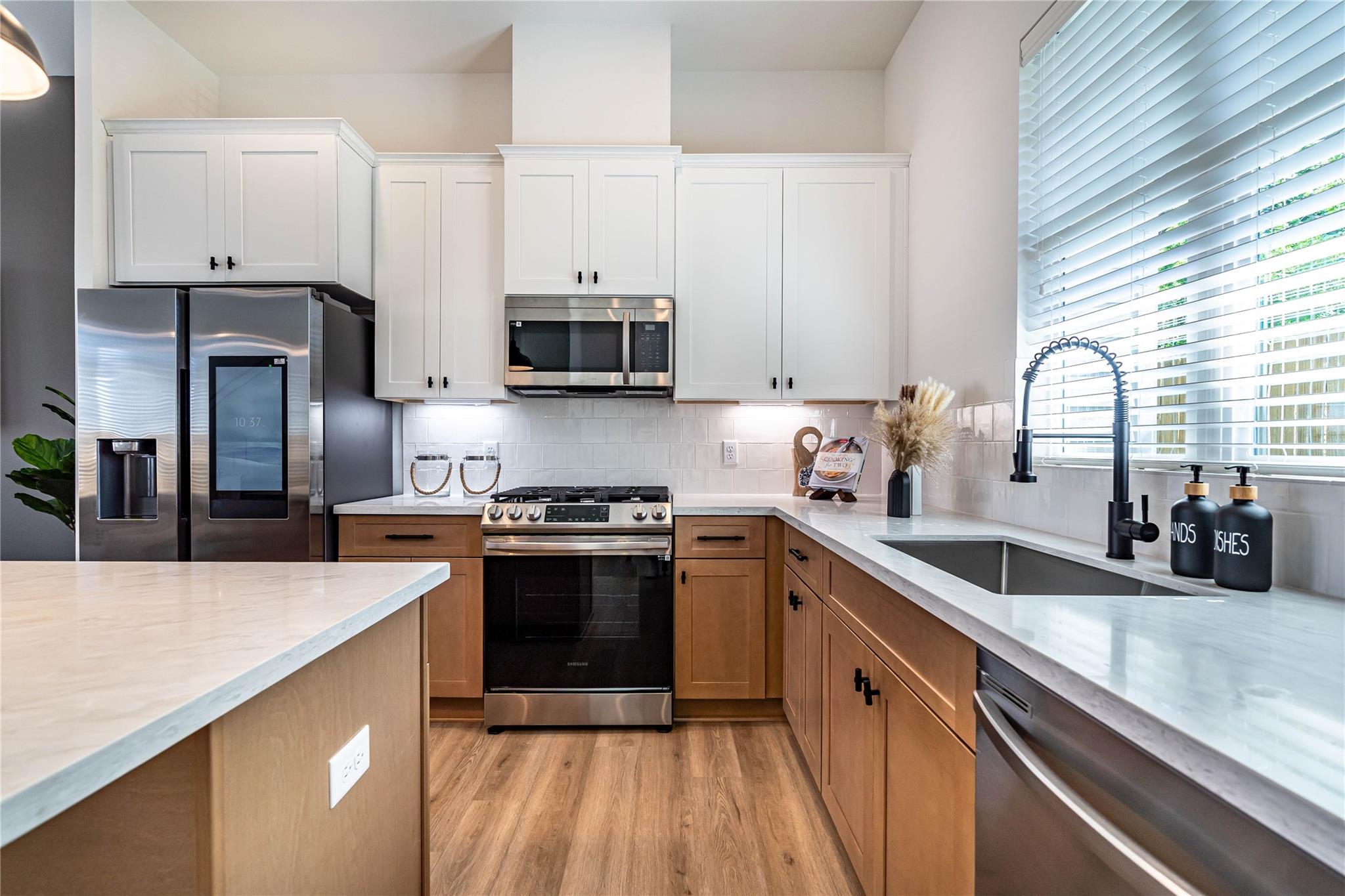5722 Barbara Rose Lane
