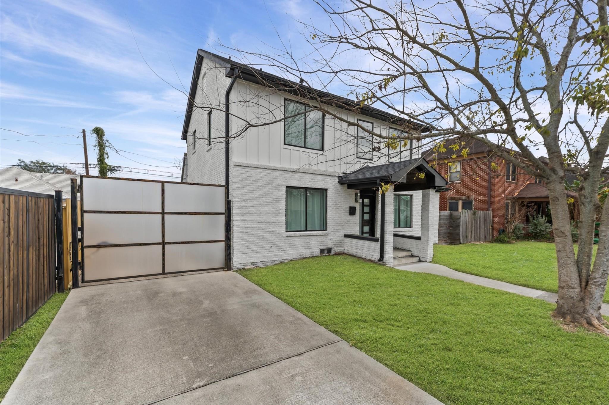 2619 Rosewood Street