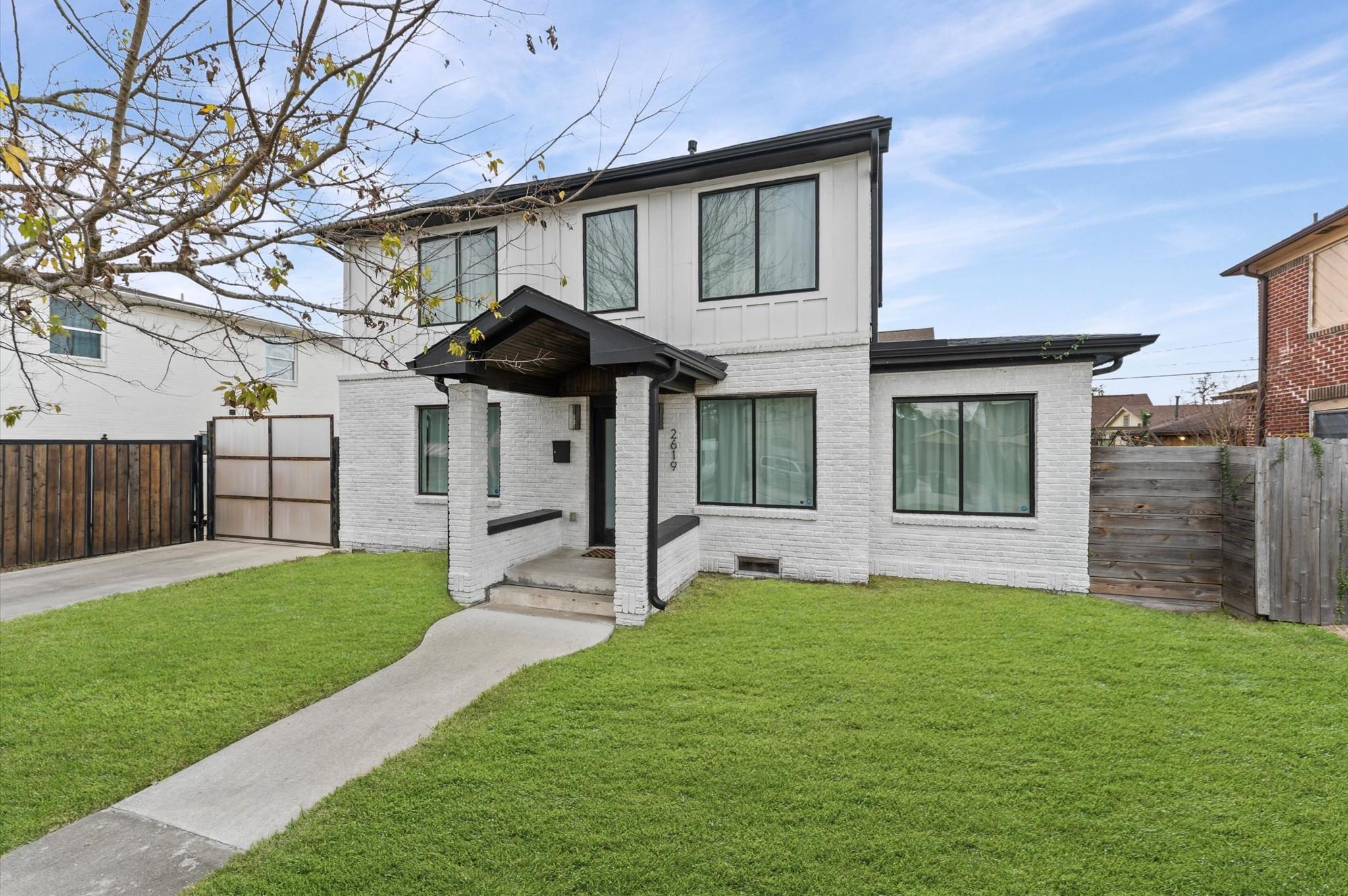 2619 Rosewood Street