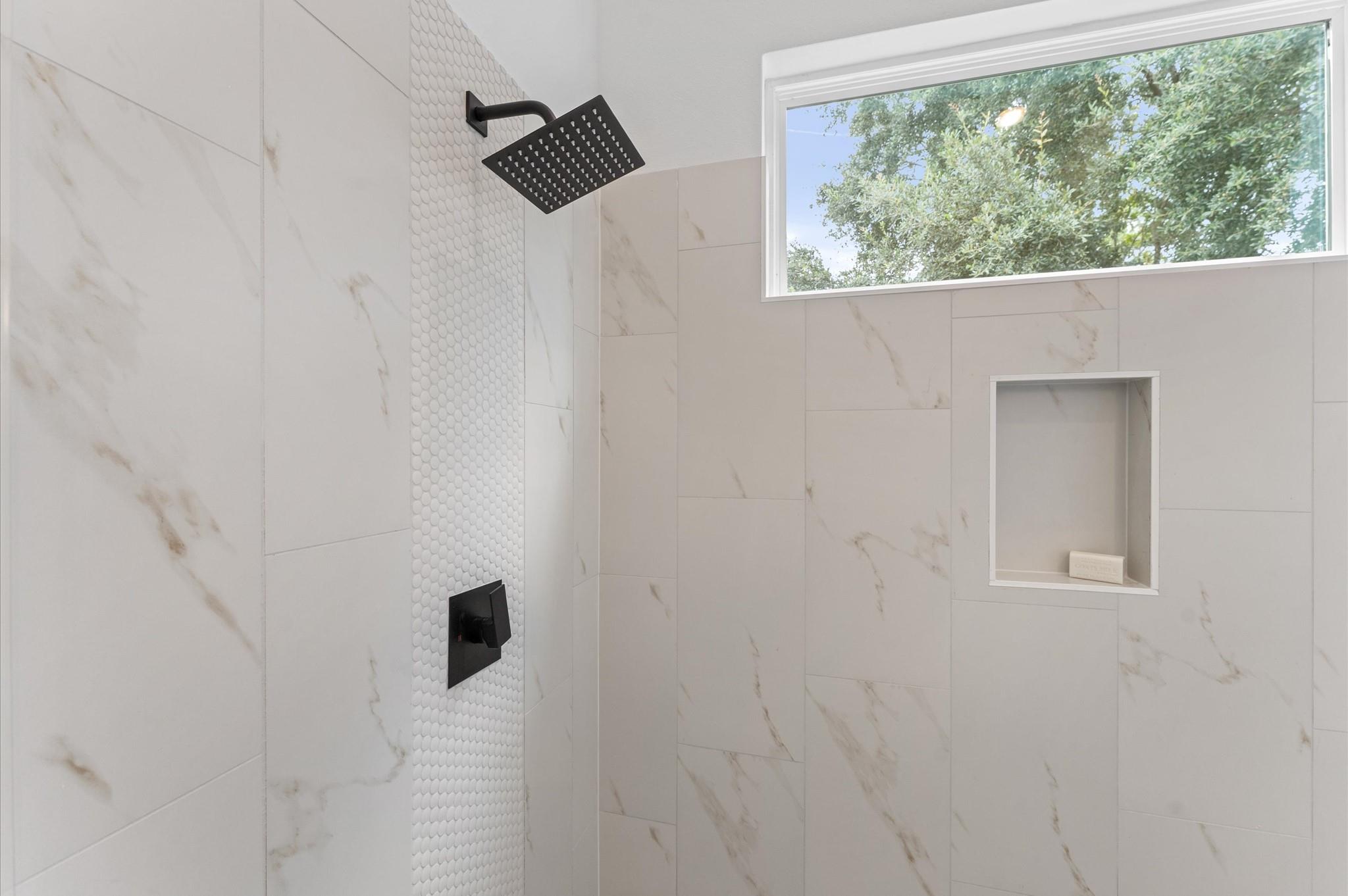 1008 Tuskegee Heights Lane