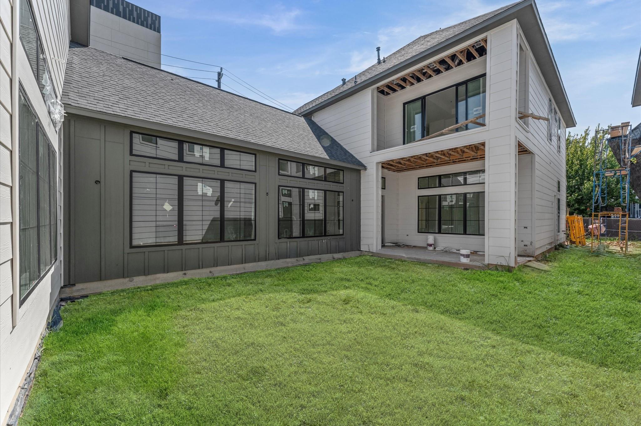 402 Columbia Street