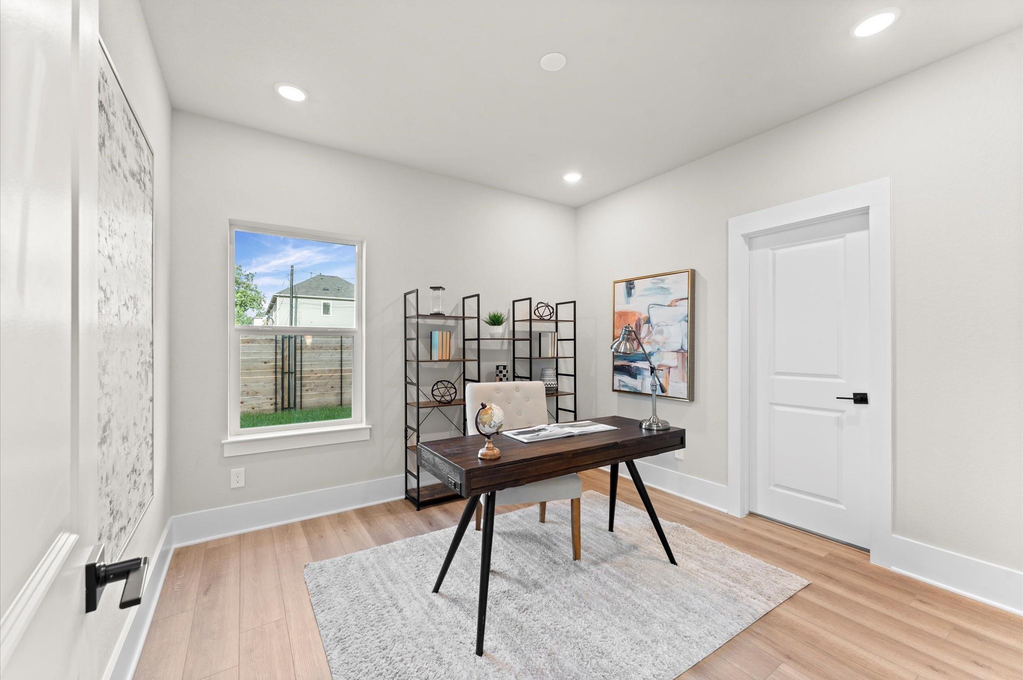 1104 Mansfield Street # B