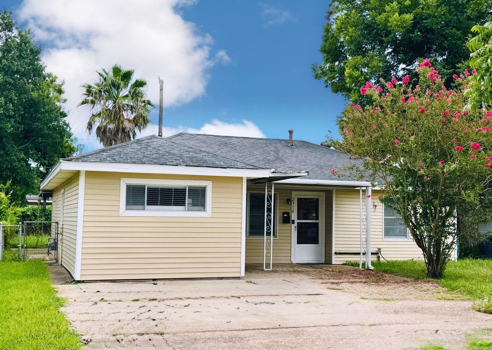 2318 Reinerman Street