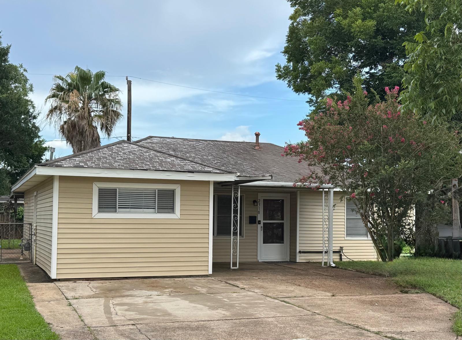 2318 Reinerman Street