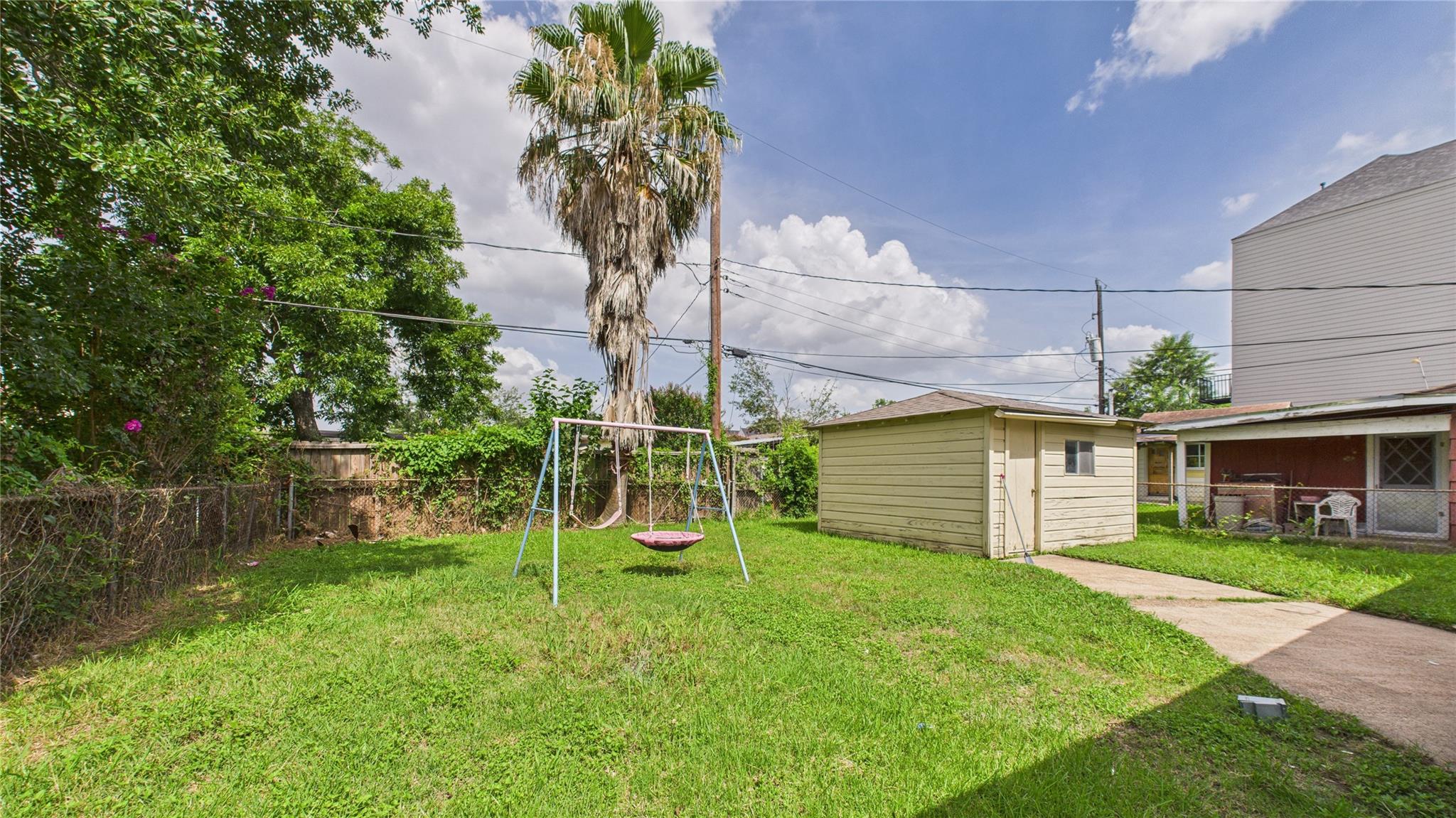 2318 Reinerman Street