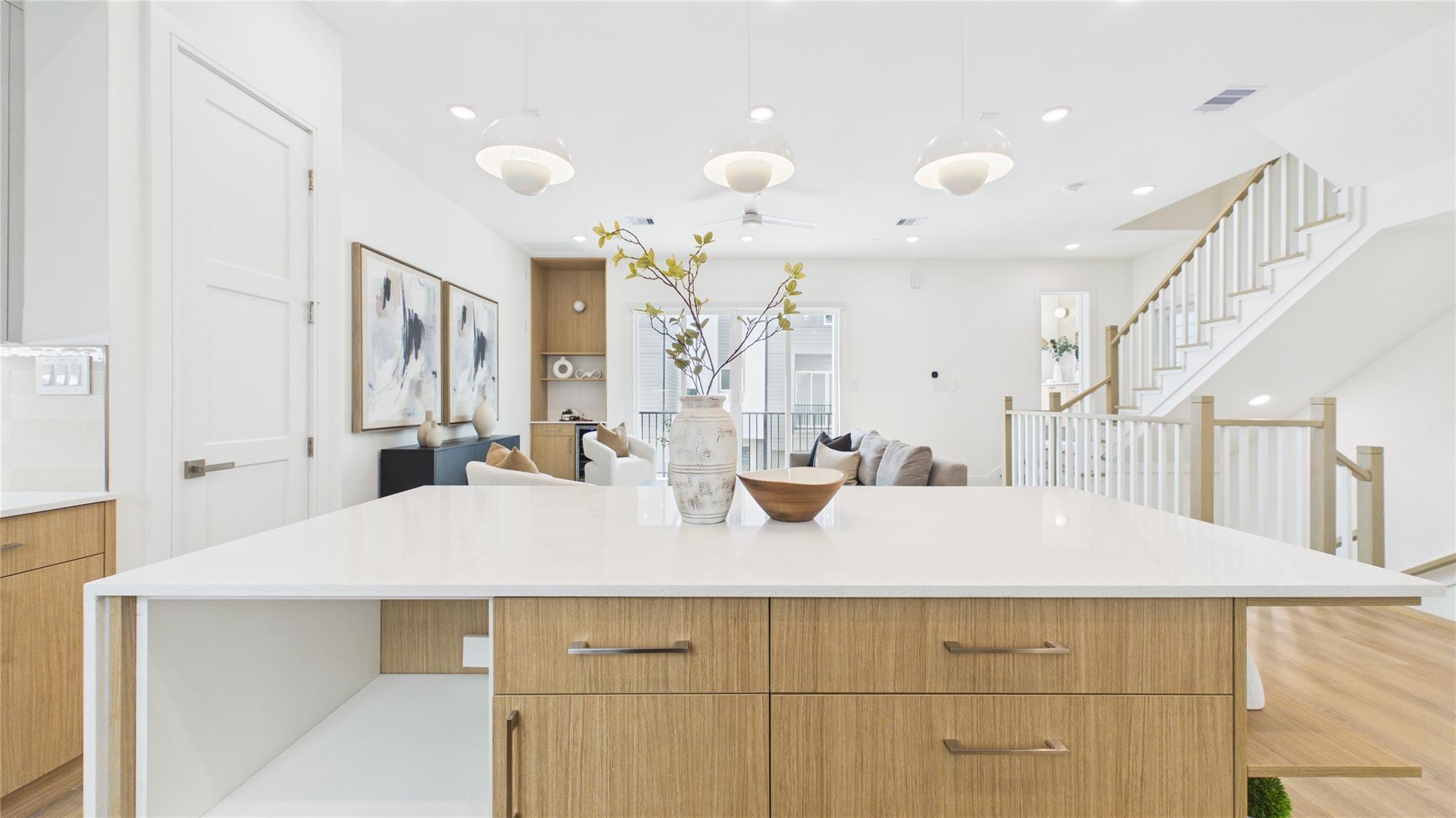 606 Skyland Terrace Way