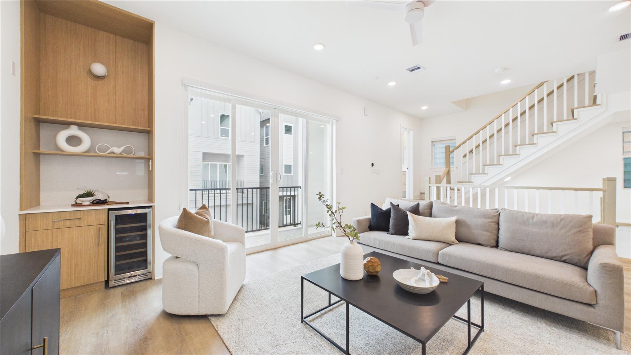 606 Skyland Terrace Way