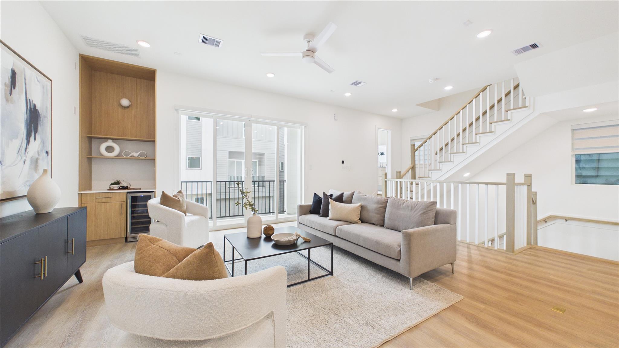 606 Skyland Terrace Way