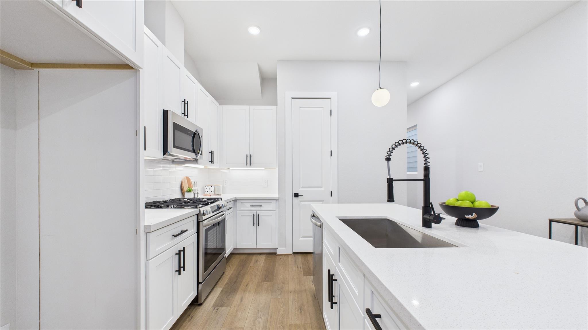 5030 Creekmont Drive