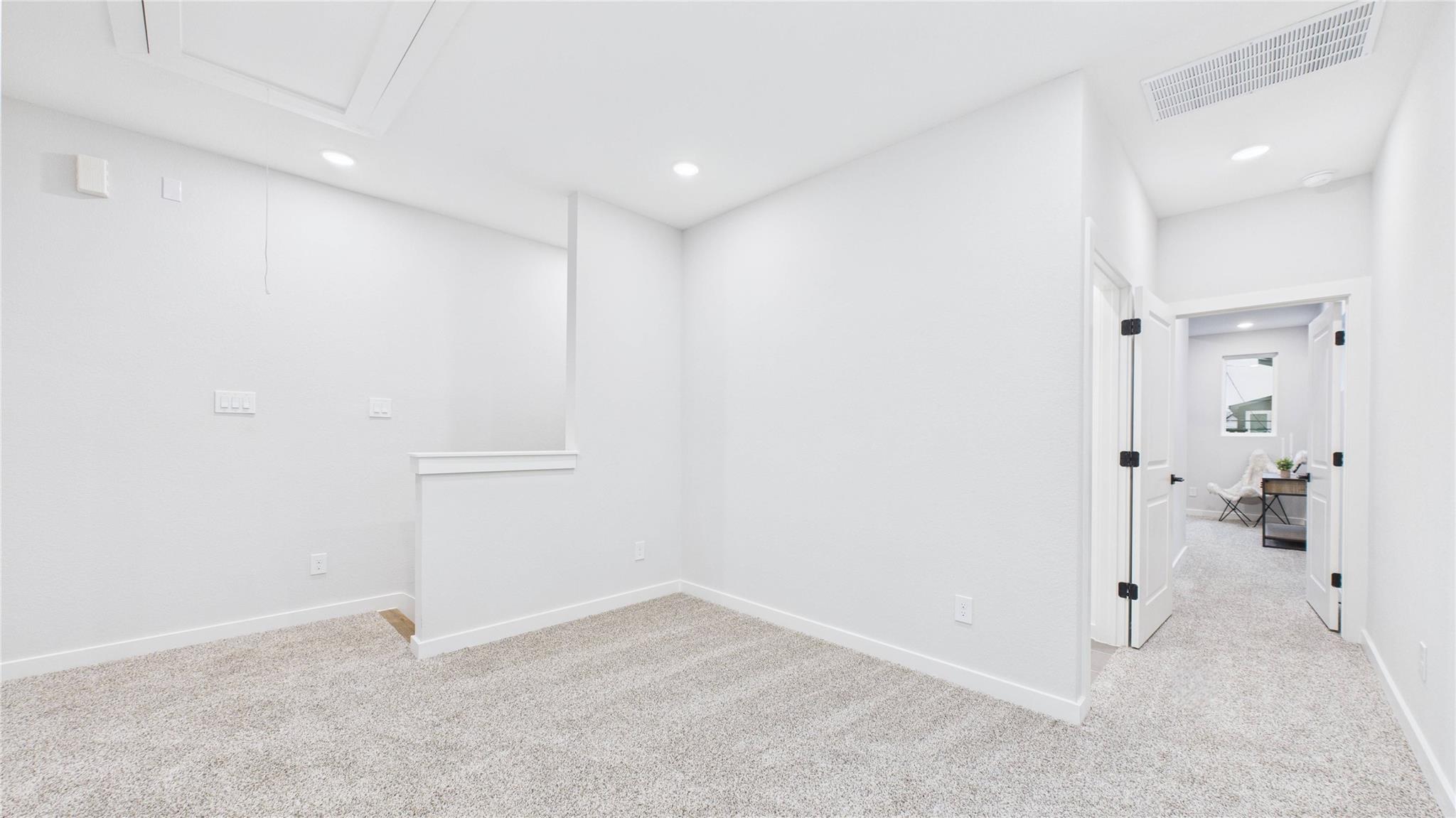 5030 Creekmont Drive