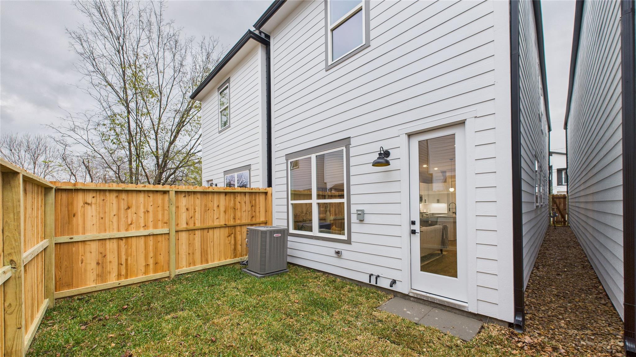 5030 Creekmont Drive