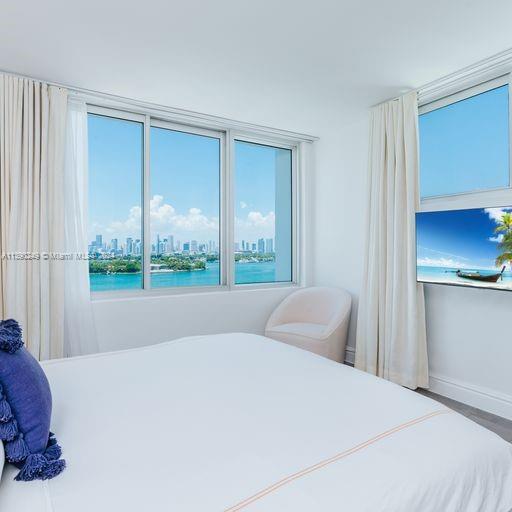 1100 West Ave # 1516