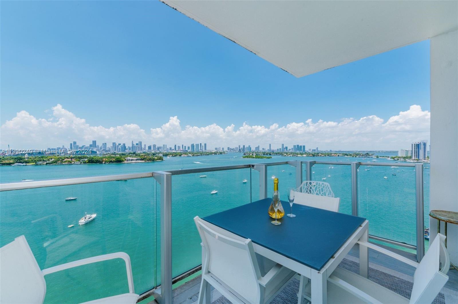 1100 West Ave # 1516