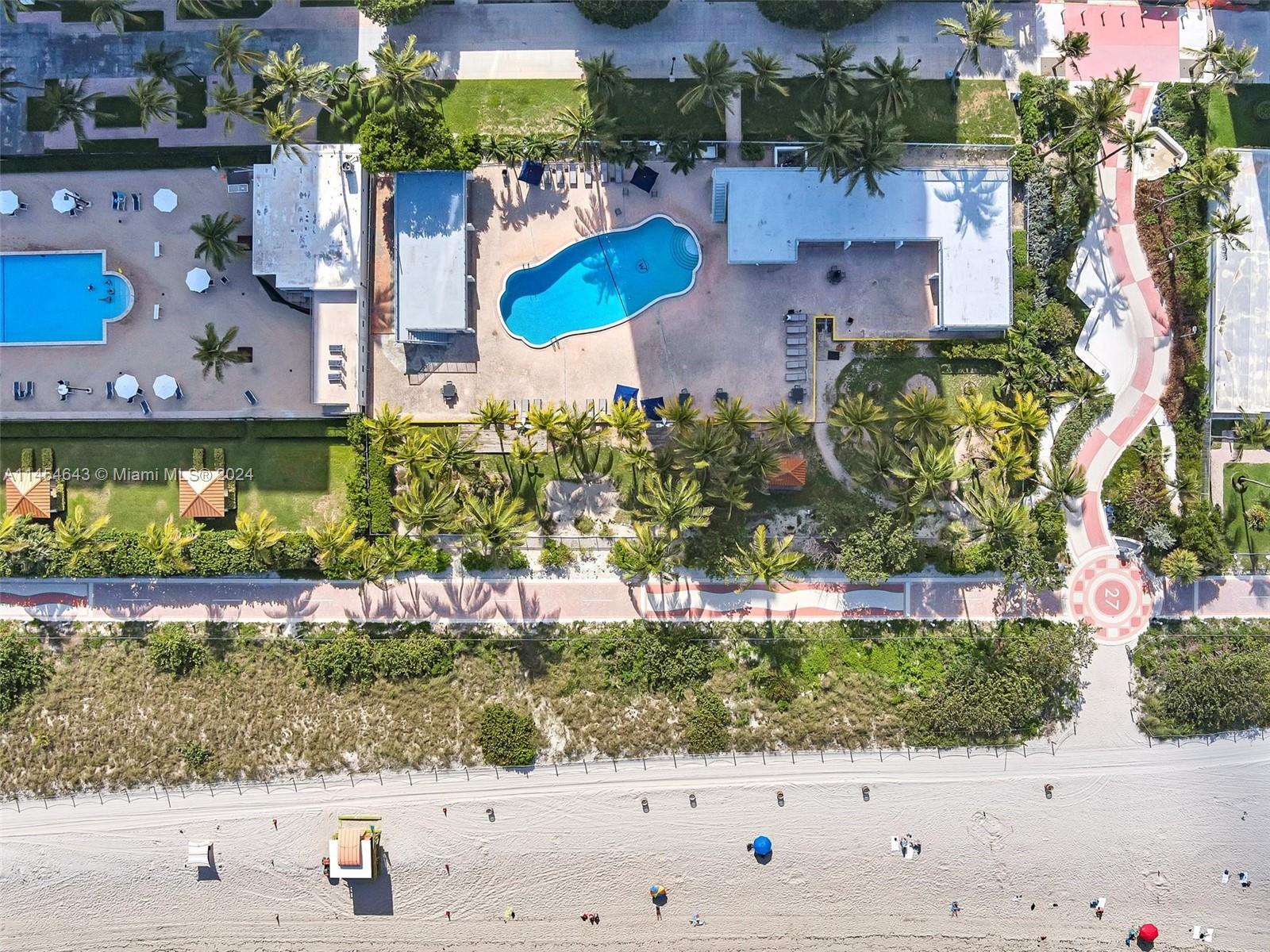 2655 Collins Ave # 706