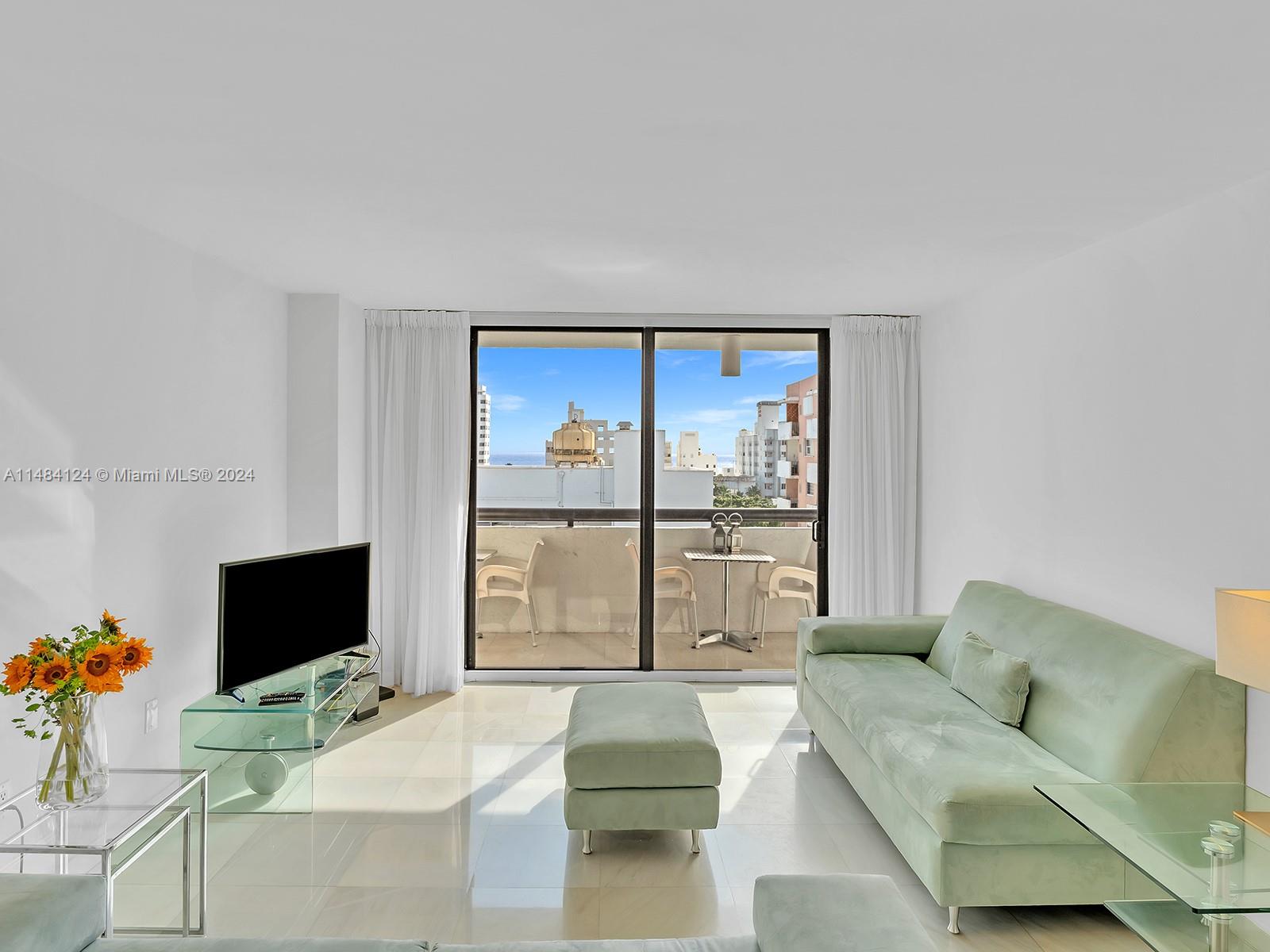 1775 Washington Ave # 9B