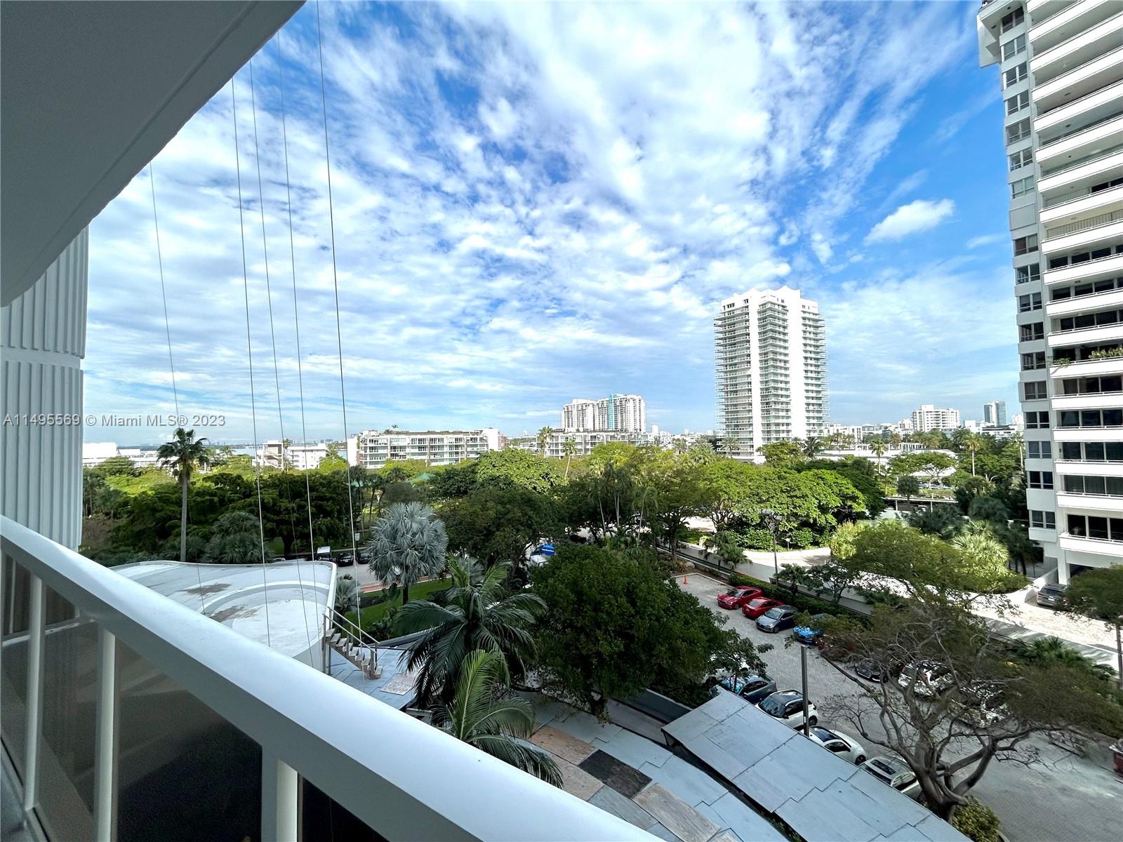 9 Island Ave # 611