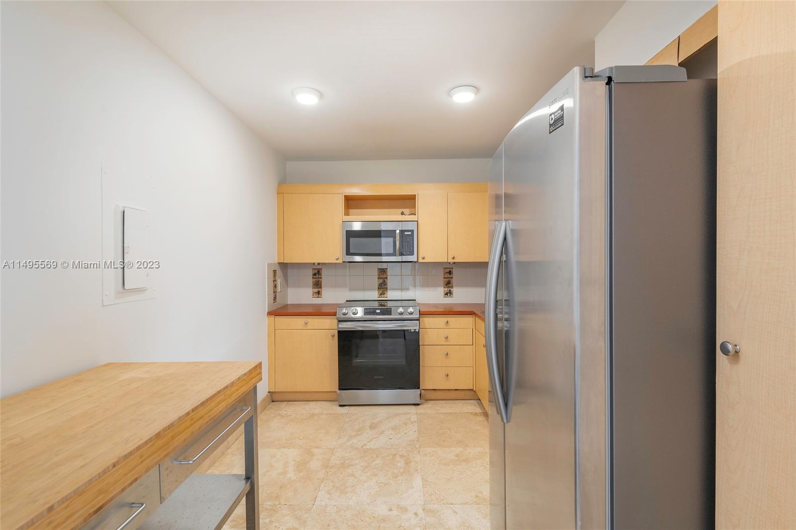 9 Island Ave # 611
