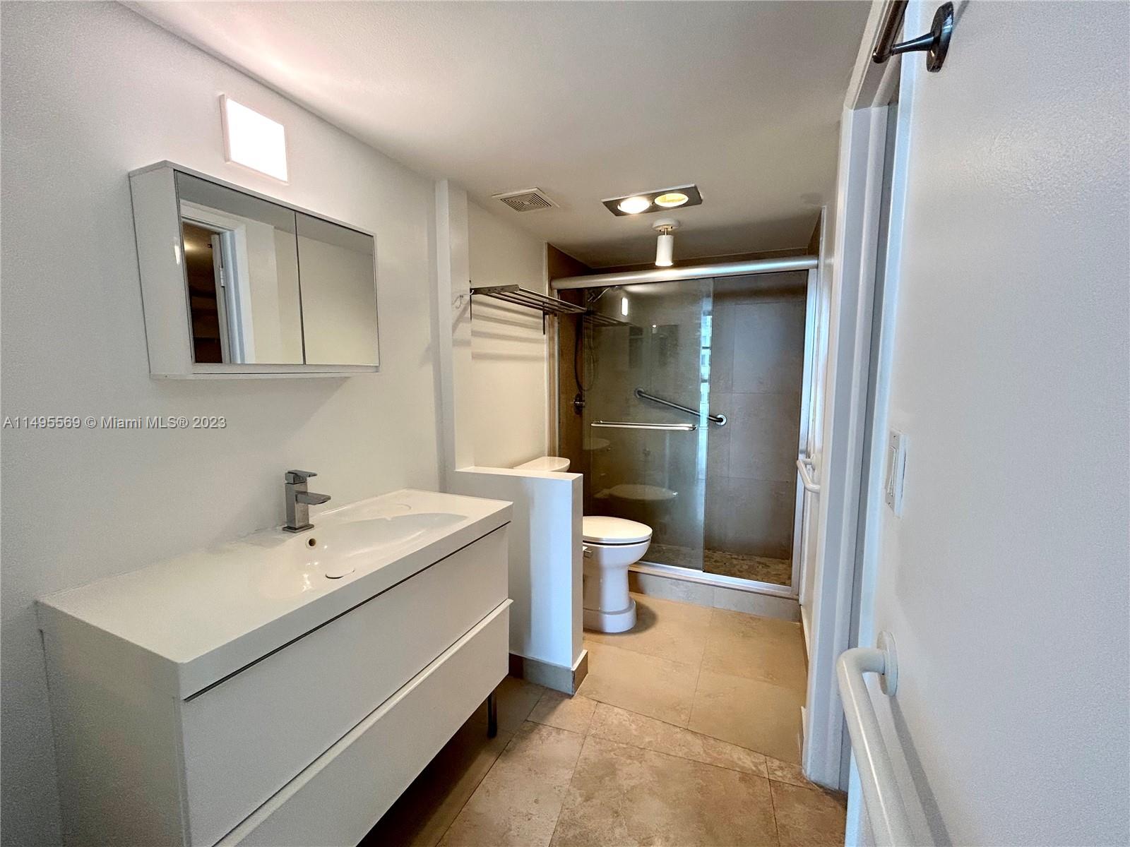 9 Island Ave # 611
