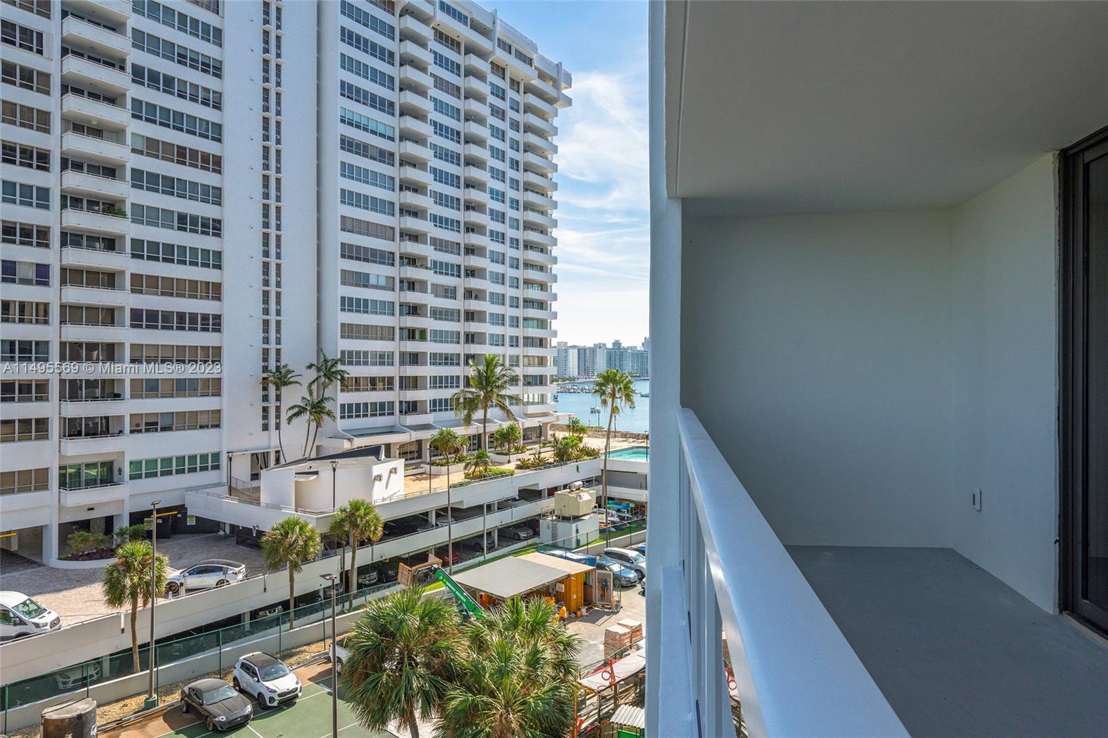 9 Island Ave # 611