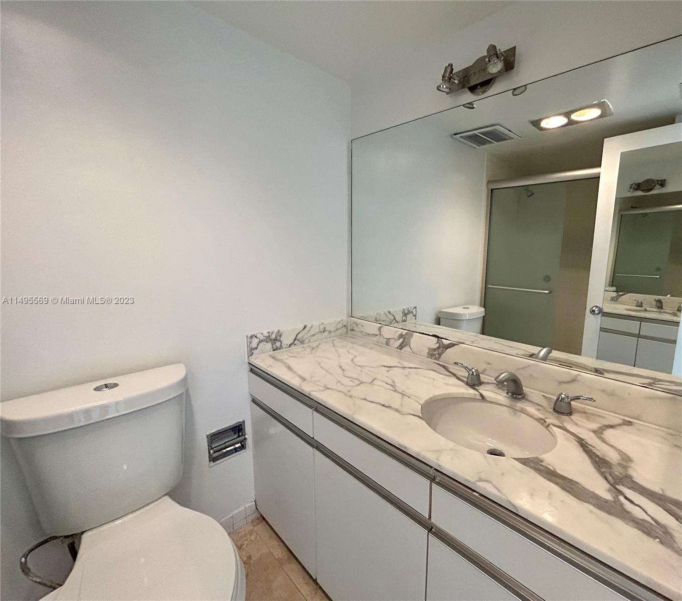 9 Island Ave # 611