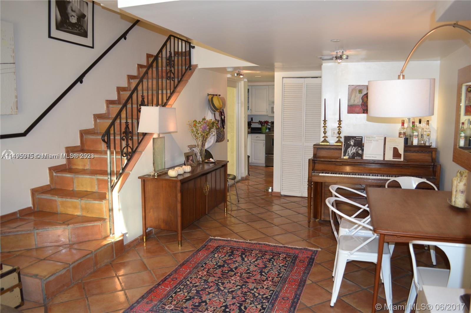 635 Euclid Ave # 221