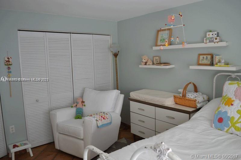 635 Euclid Ave # 221