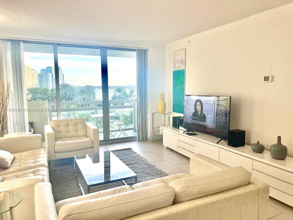 1500 Bay Rd # 528S