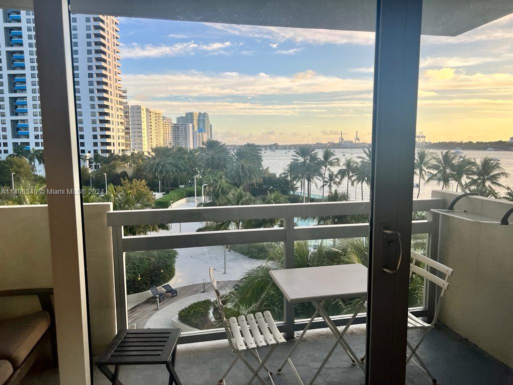 1500 Bay Rd # 528S