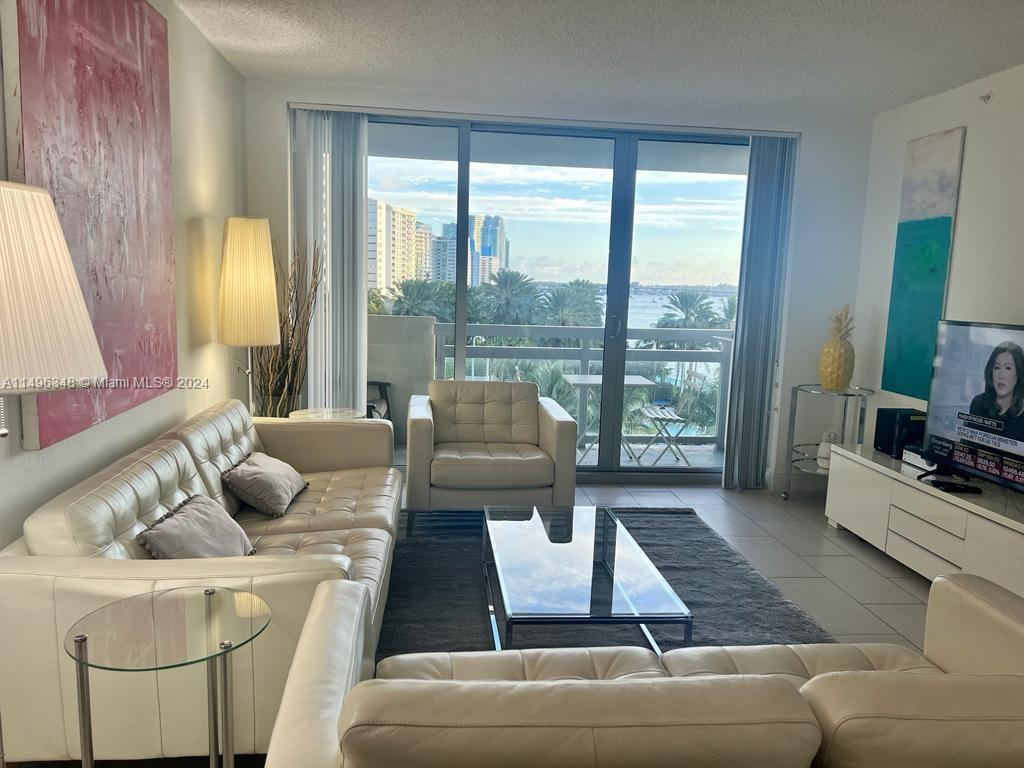 1500 Bay Rd # 528S