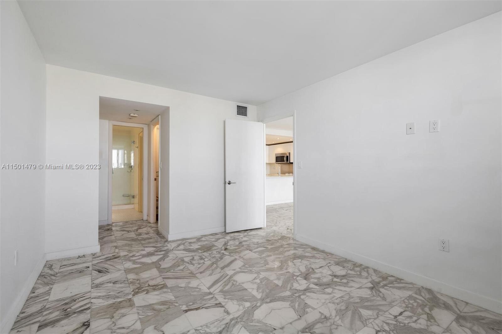 345 Ocean Dr # 502