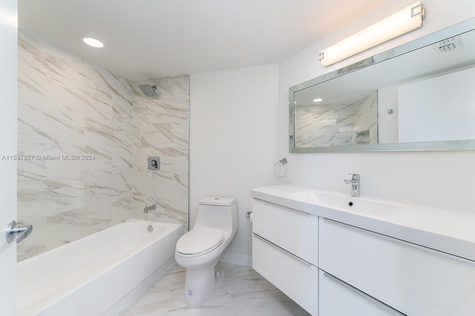 1688 West Ave # 1101
